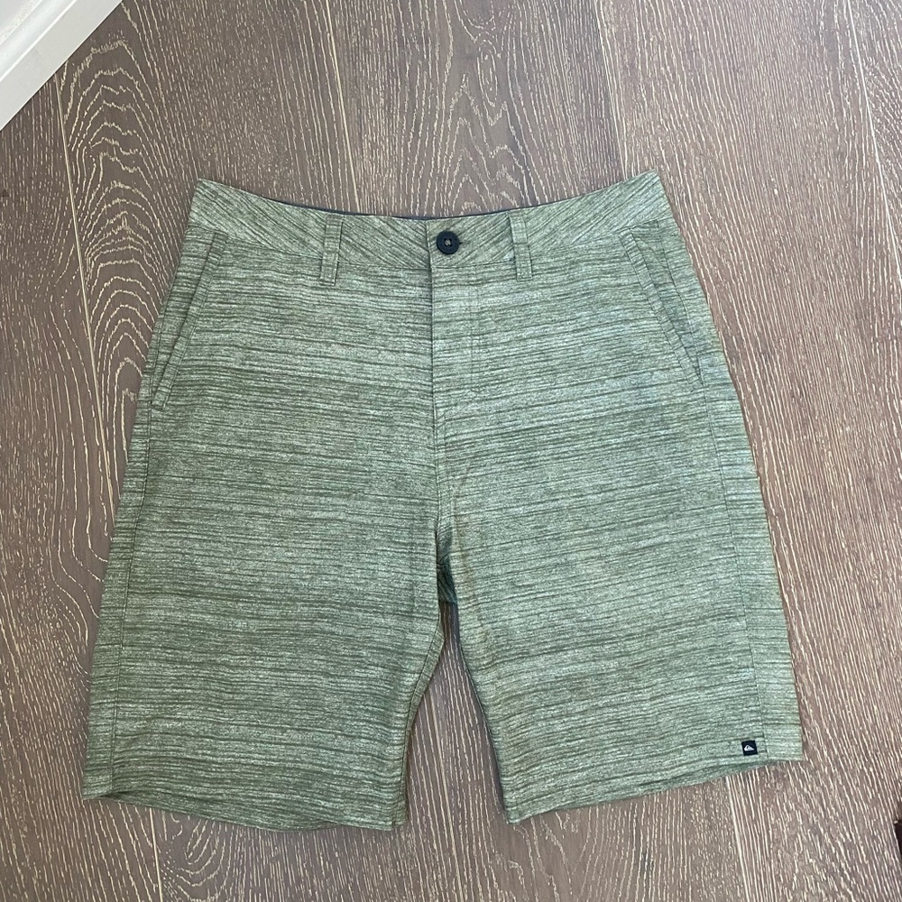 NWOT | mens quiksilver amphibian shorts